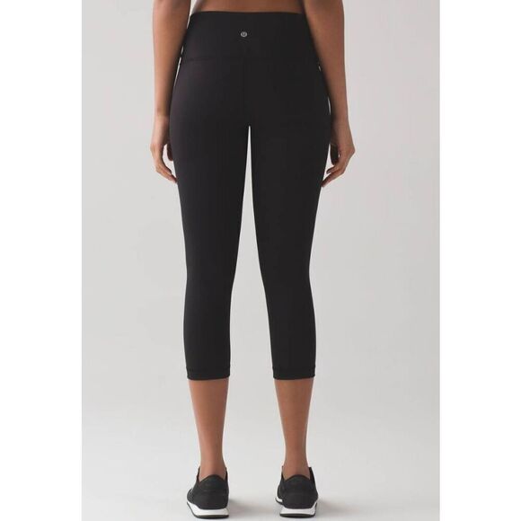 LULULEMON ATHLETICA Wunder Under Crop (Hi-Rise) 'Full On Luxtreme 21'  Size 2 - Picture 1 of 4